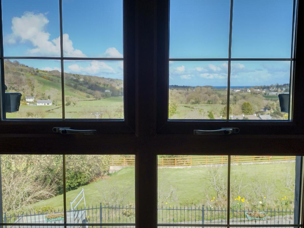 Glenn Eireann House Bed and Breakfast Cushendall Εξωτερικό φωτογραφία